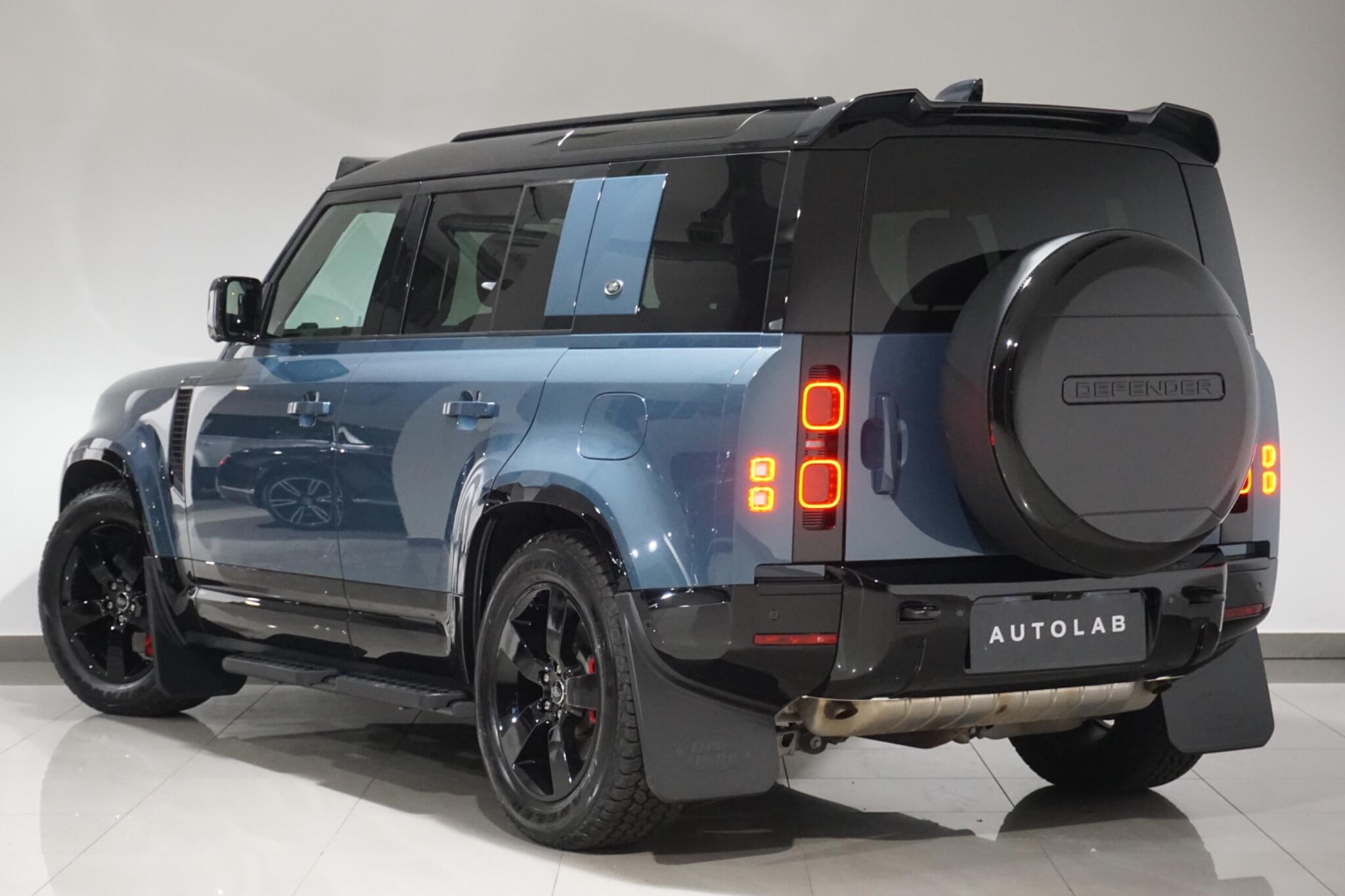 Land Rover Defender 110 2.0 P400e 15.4kWh X-Dynamic HSE SUV 5dr Petrol Plug-in Hybrid Auto 4WD Euro 6 (s/s) (404 ps)